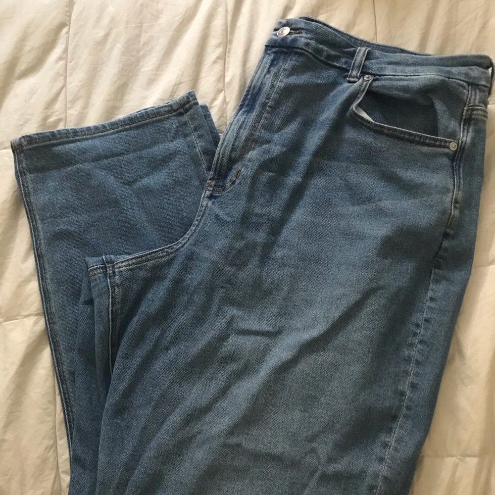 American Eagle Mom Jeans